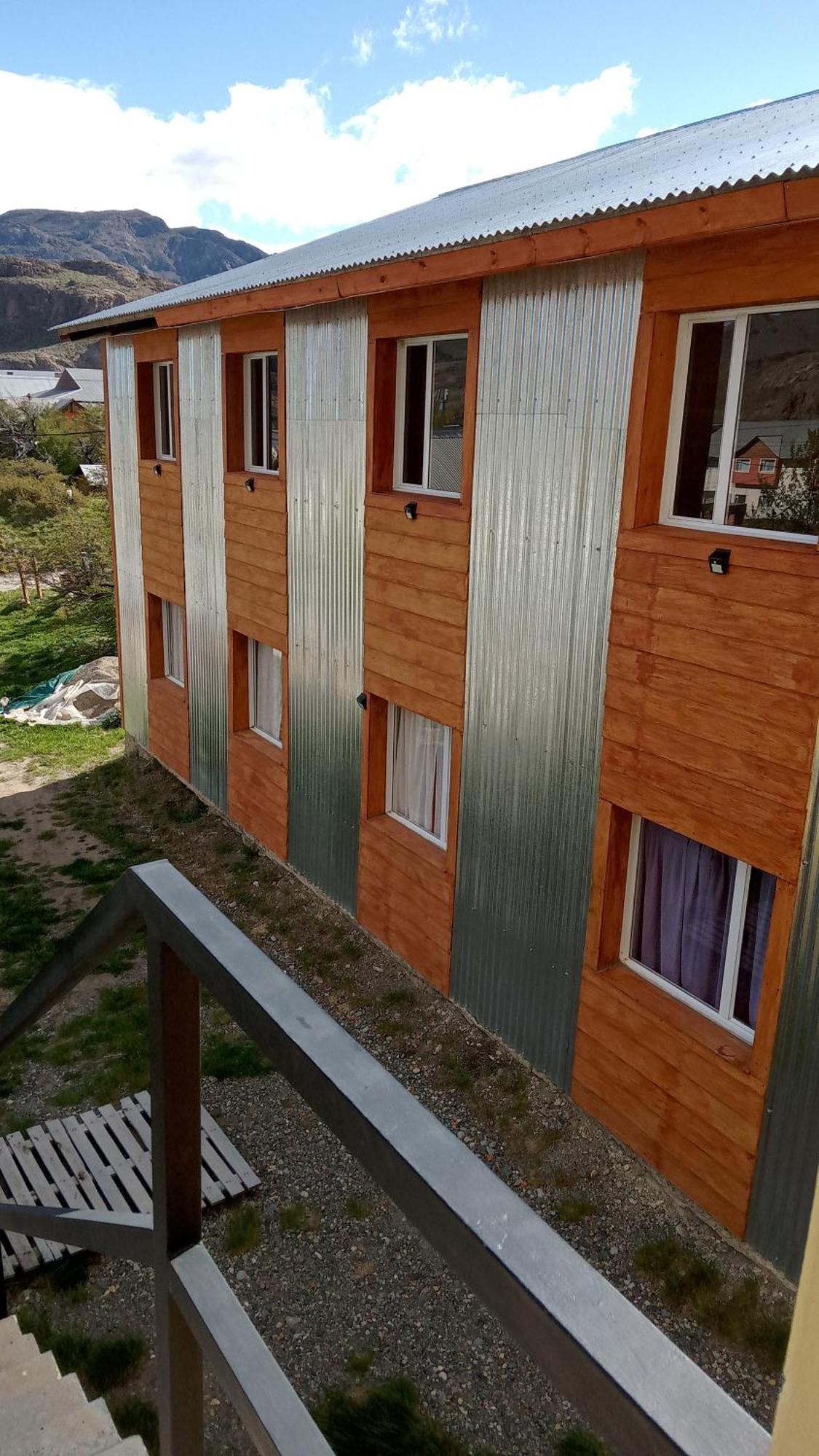Milenarios Hostel El Chalten Exteriör bild