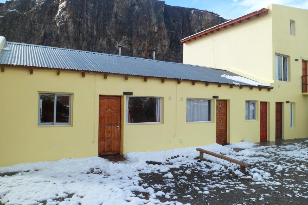 Milenarios Hostel El Chalten Exteriör bild